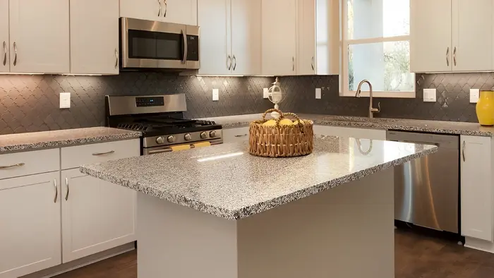 Bancada de cozinha em mármore ou granito, inspiração 10