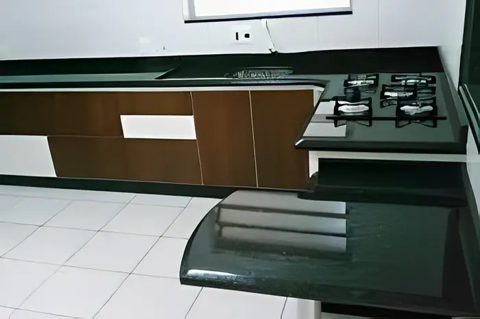 Bancada de cozinha em mármore ou granito, inspiração 25