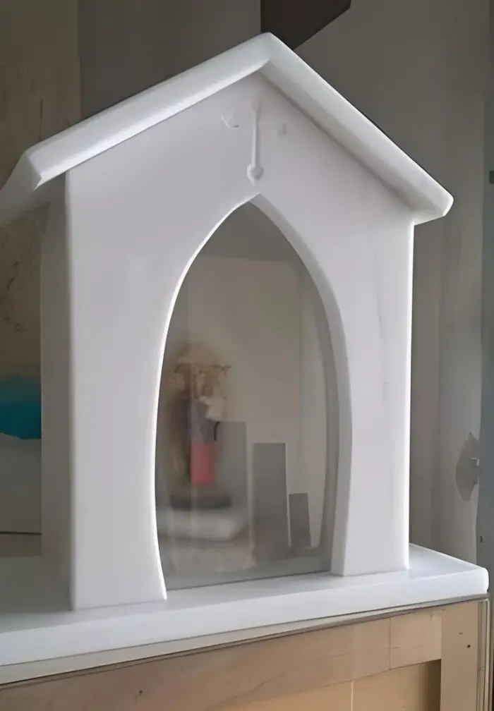 Capelinha em granito para cemitério, modelo 23