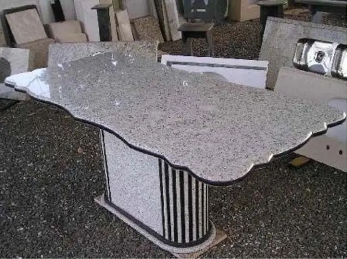 Mesa com tampo em mármore ou granito, inspiração 3