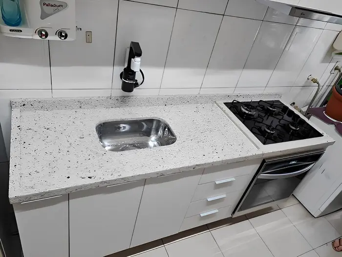 Pia de cozinha em mármore ou granito, inspiração 16