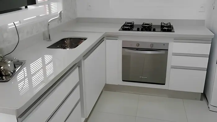 Pia de cozinha em mármore ou granito, inspiração 18