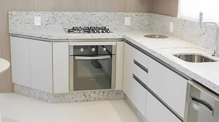 Pia de cozinha em mármore ou granito, inspiração 43