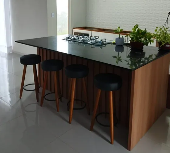 Bancada de cozinha em granito preto