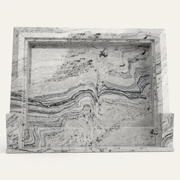 Modelo 6 de revestimento para túmulo em granito Branco Nepal, em Encruzilhada do Sul/RS
