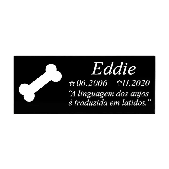 Placa memorial em granito preto para pet, com ossinho, nome e mensagem gravados