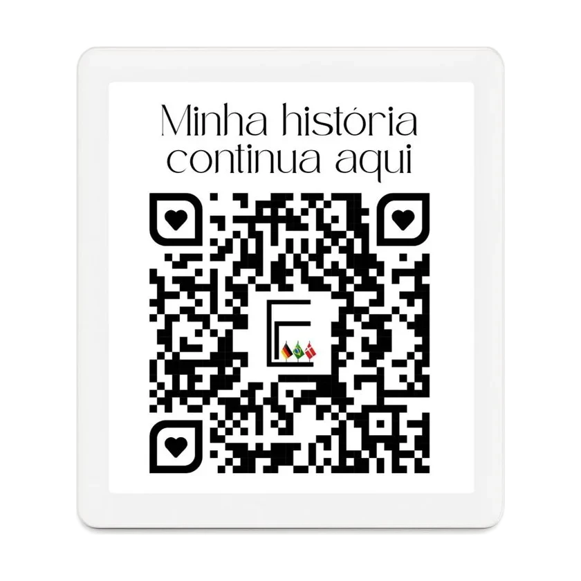 Placa em porcelana com QR Code para lápide